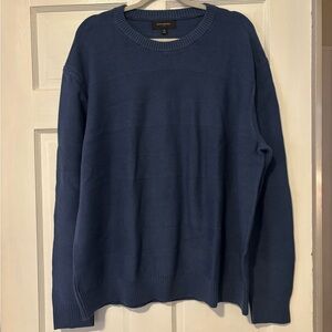 Banana Republic Men's Blue Crewneck Sweater